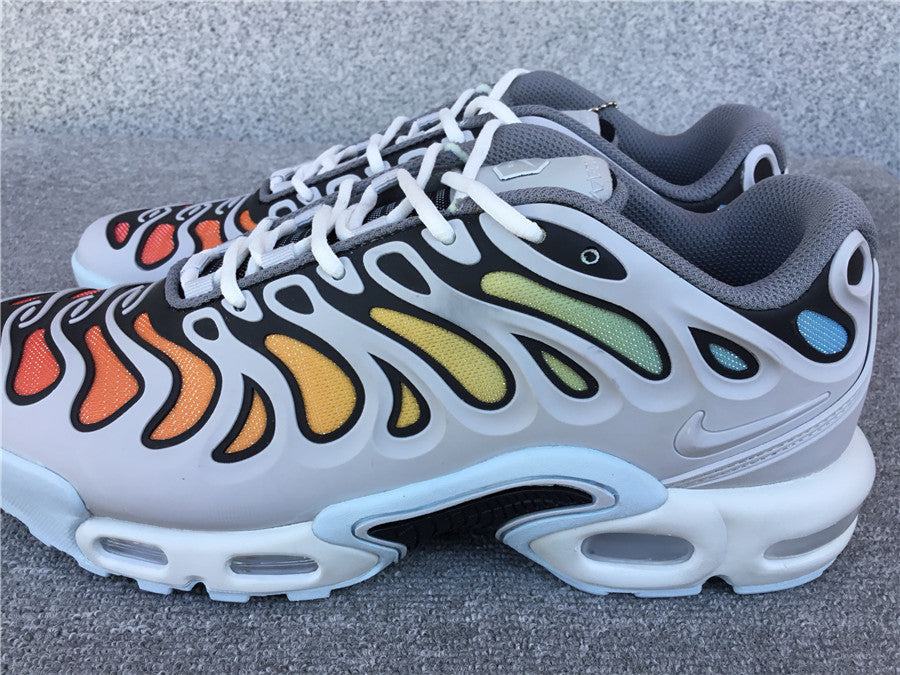 Nike Air Max Plus Drift "Light Smoke Grey"