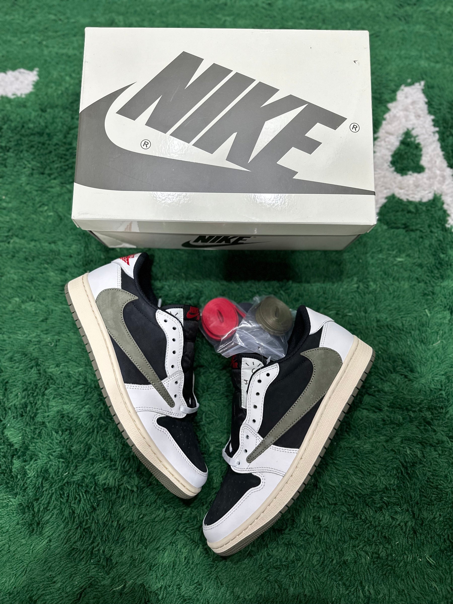 Nike Air Jordan 1 Retro Low OG SP Travis Scott Olive