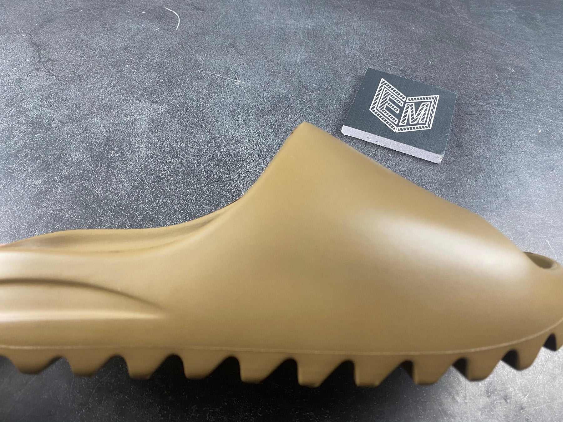 Adidas Yeezy Slide Core