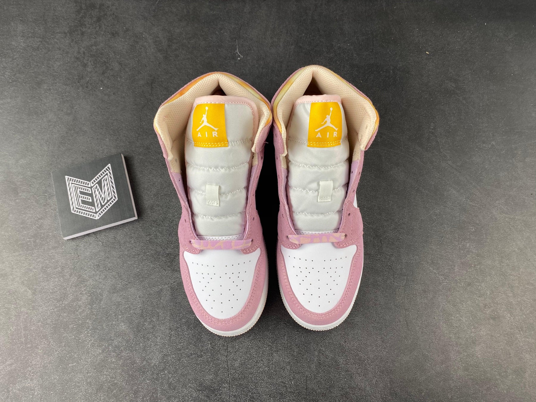 Nike Air Jordan 1 Mid SE Arctic Pink (GS)