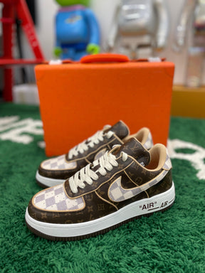 Nike Air Force 1 X Louis Vuitton (Caixa Especial)