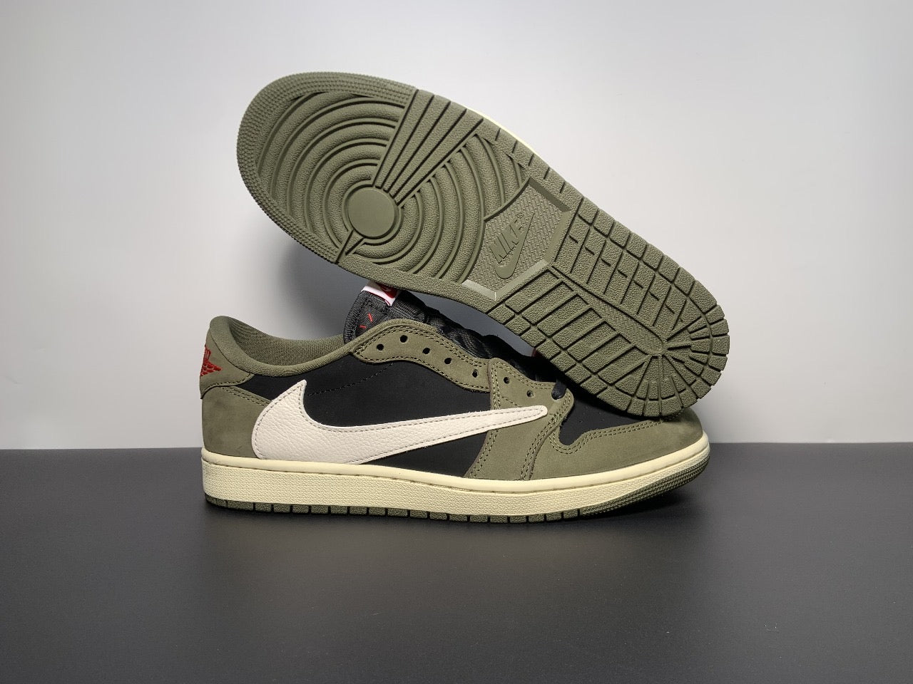 Travis Scott x Air Jordan 1 Low OG SP 'Black Olive'