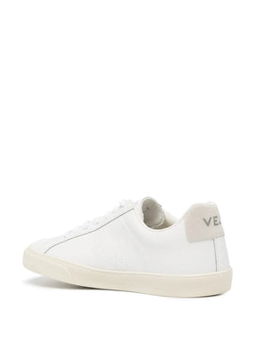 Veja embroidered-logo low-top sneaker