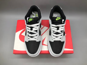 Nike Dunk Low Reverse Panda Neon