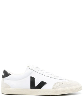 Veja V-10 panelled sneaker