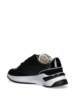 Hugo Boss logo-debossed sneaker