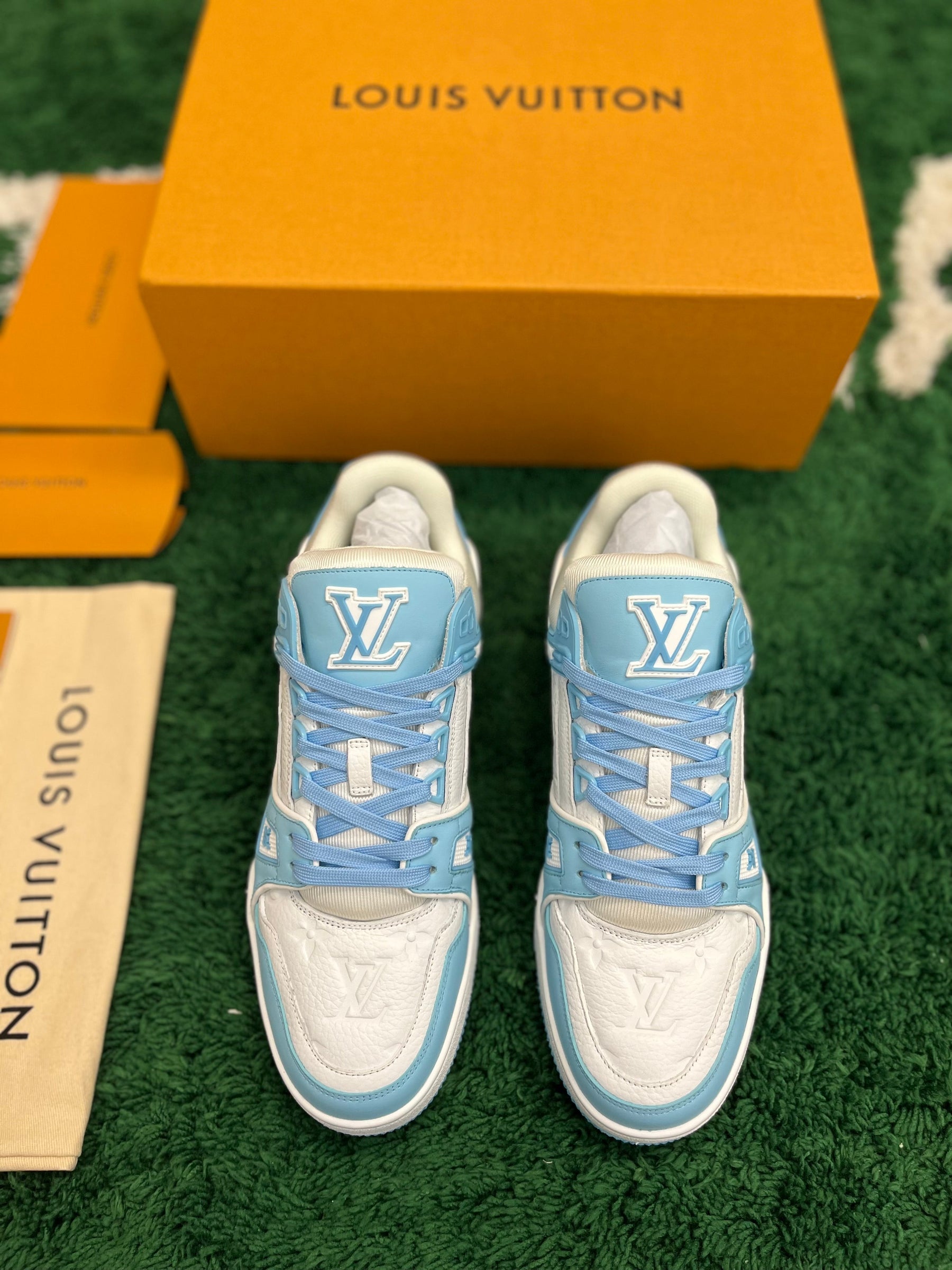 Louis Vuitton Trainer Blue Sky