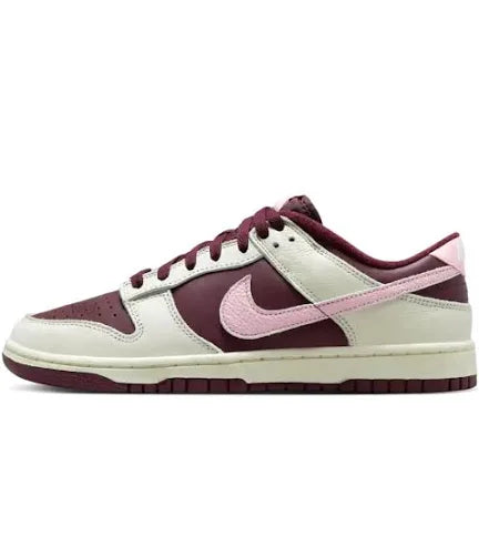 Tênis Nike Dunk Low WMNS “Valentine’s Day”