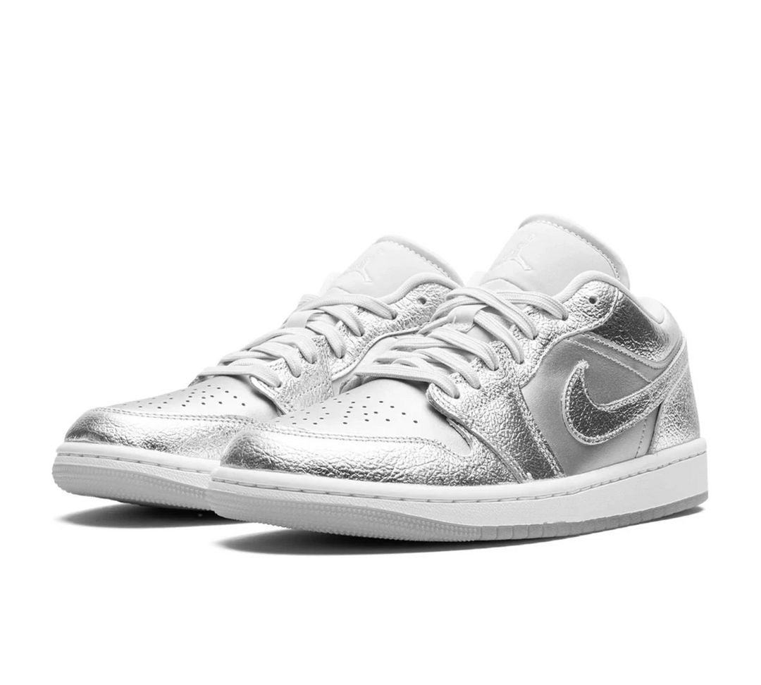 Nike Air Jordan 1 Low 'Metallic Silver' Prata