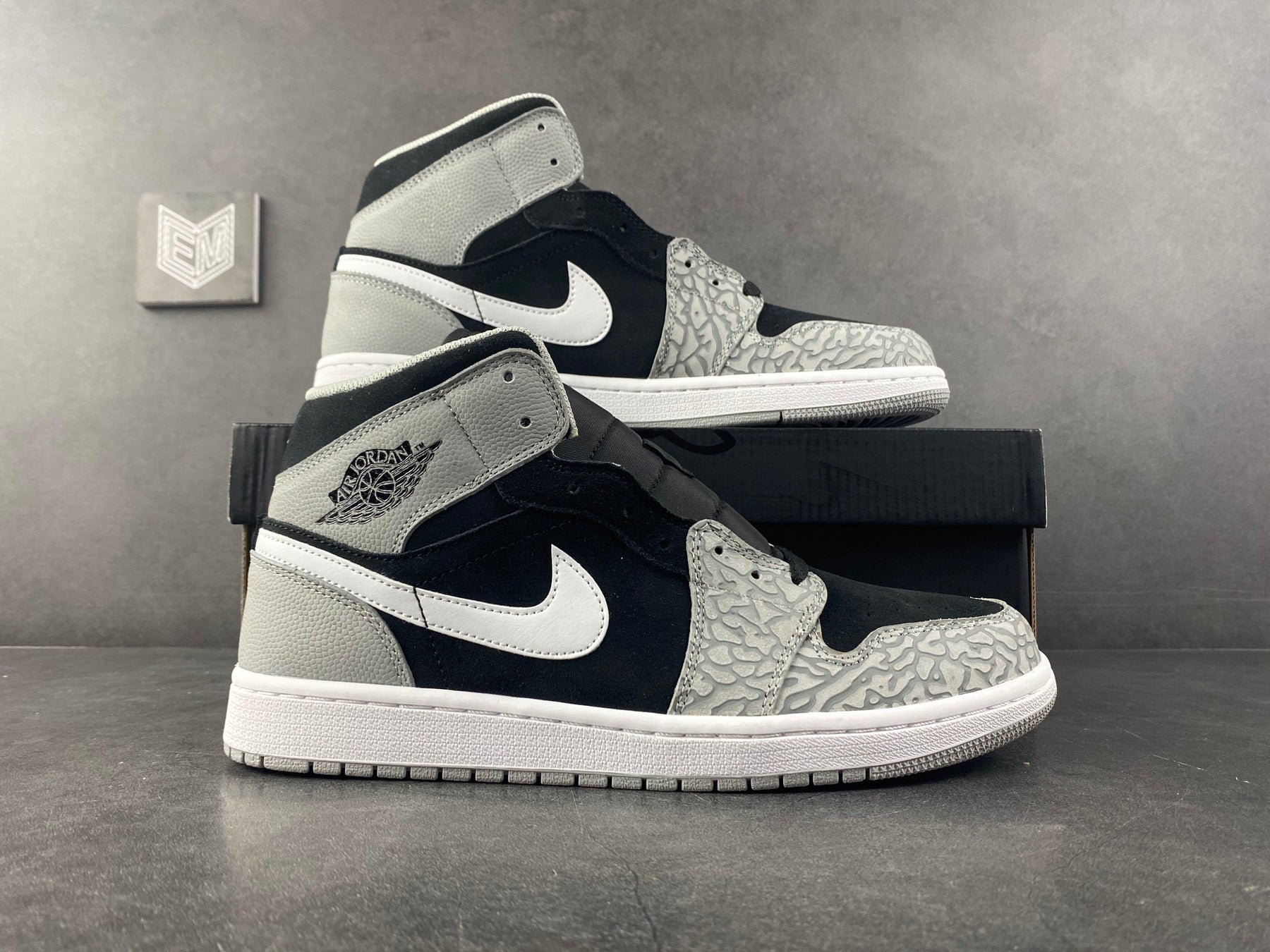 Nike Air Jordan 1 Mid Elephant Print