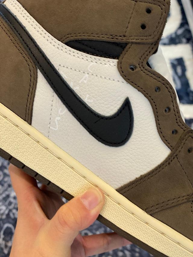 Travis Scott x Air Jordan 1 Retro High Dark Mocha