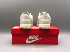 Nike Dunk Low Light Bone