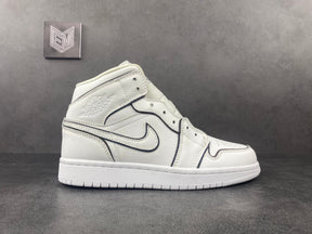 Tênis Nike Air Jordan 1 MID SE "Iridescent reflective trim”