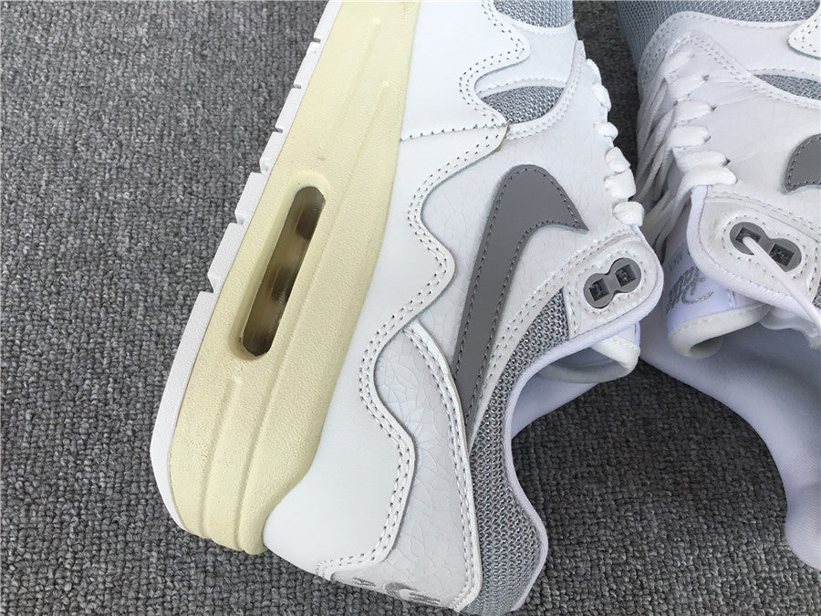 Tênis Nike Air Max 1 Patta Waves White