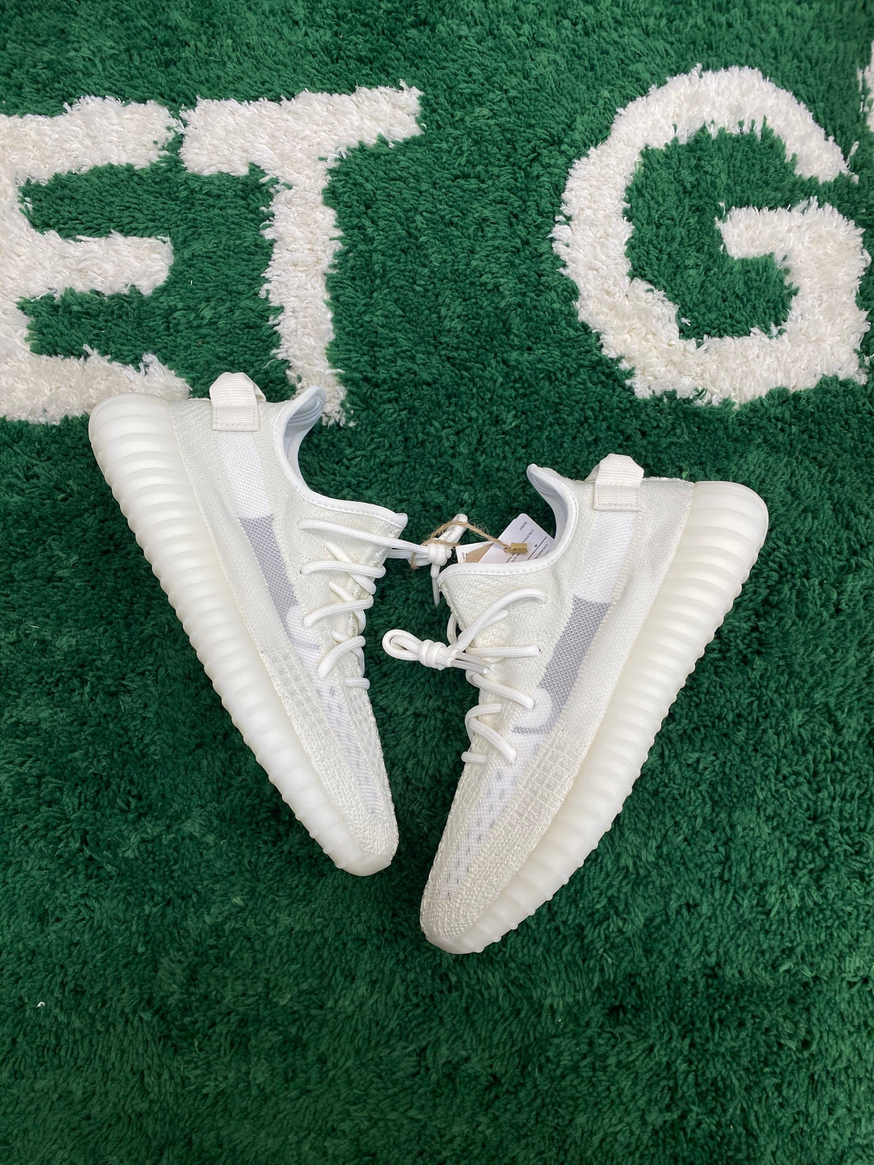 Adidas Yeezy Boost 350 V2 Bone