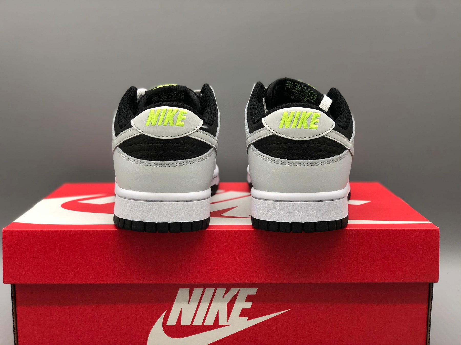 Nike Dunk Low Reverse Panda Neon