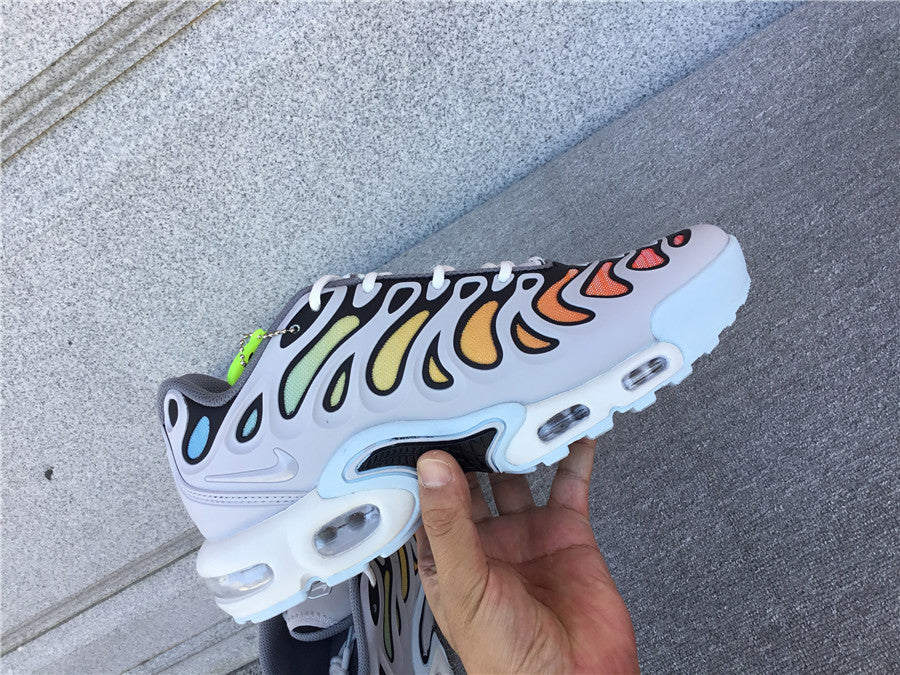 Nike Air Max Plus Drift "Light Smoke Grey"