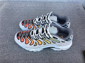 Nike Air Max Plus Drift "Light Smoke Grey"