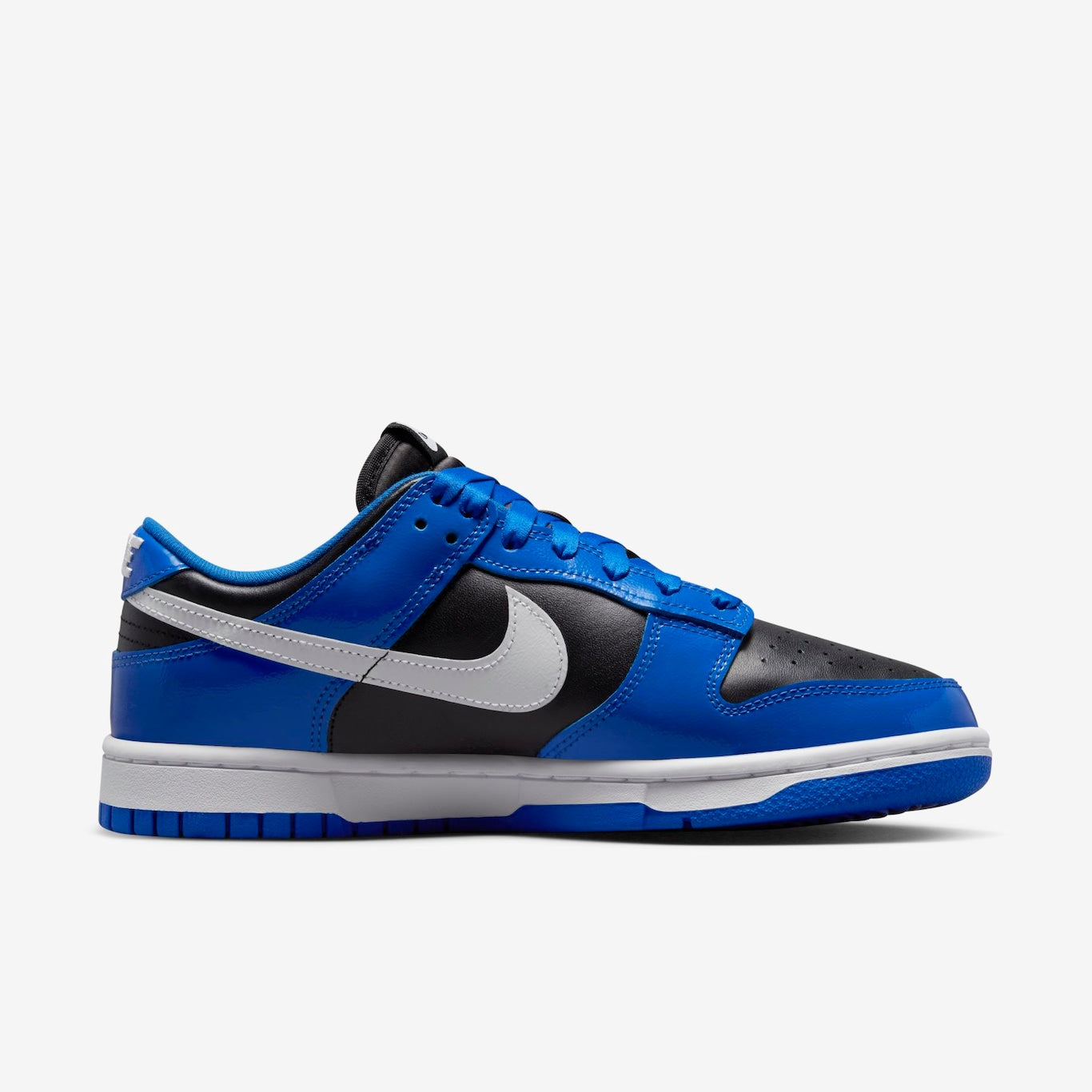 Tênis Nike Dunk Low Essential