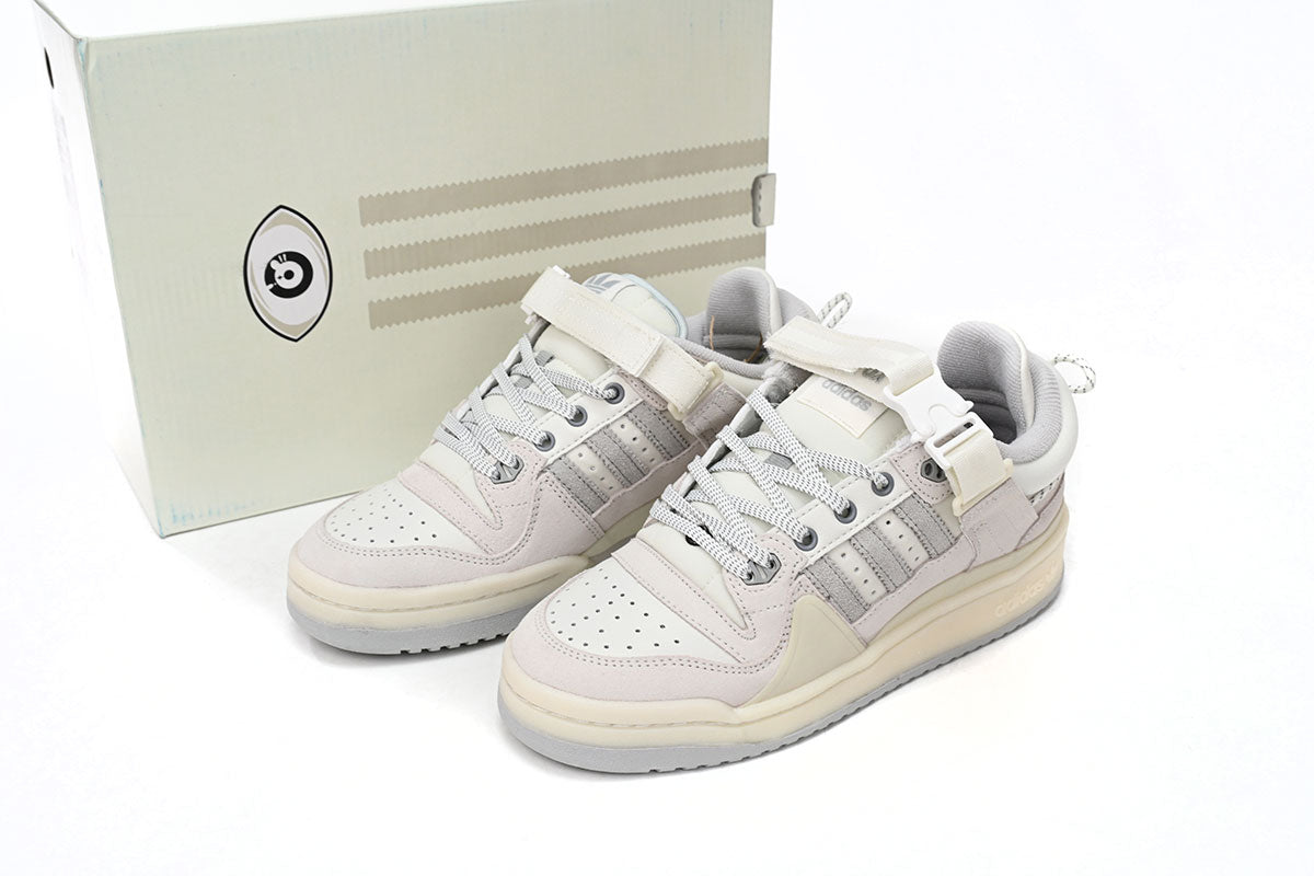 Tênis Adidas Bad Bunny x Forum Buckle Low Last Forum