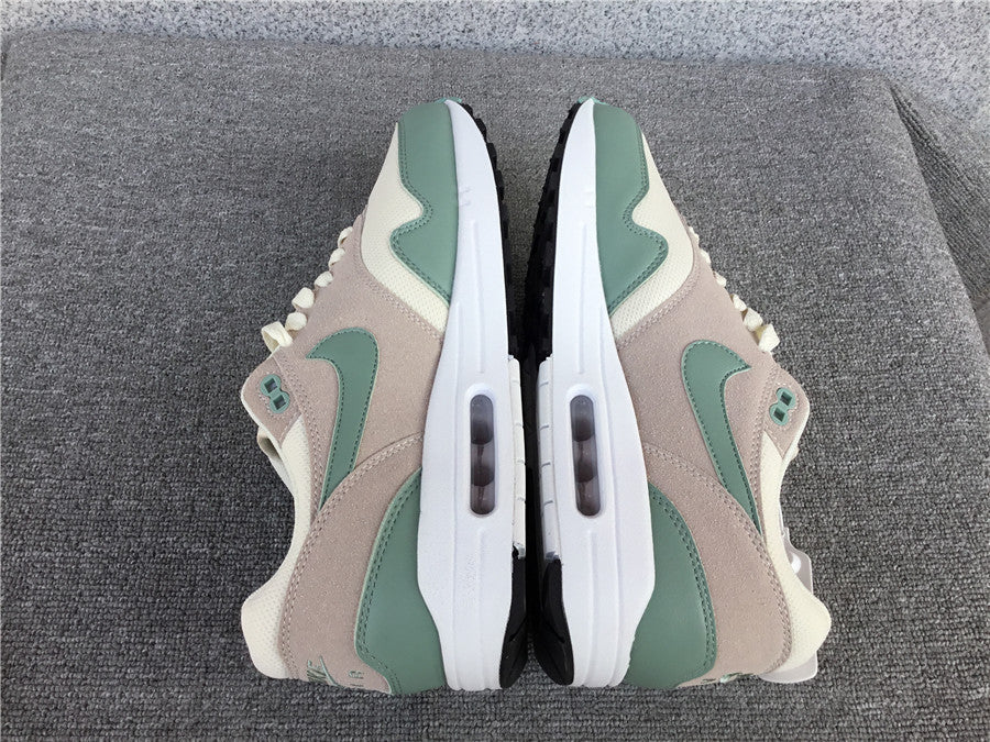 Tênis Nike Air Max 1 Daily Shoes, 'Mica Green