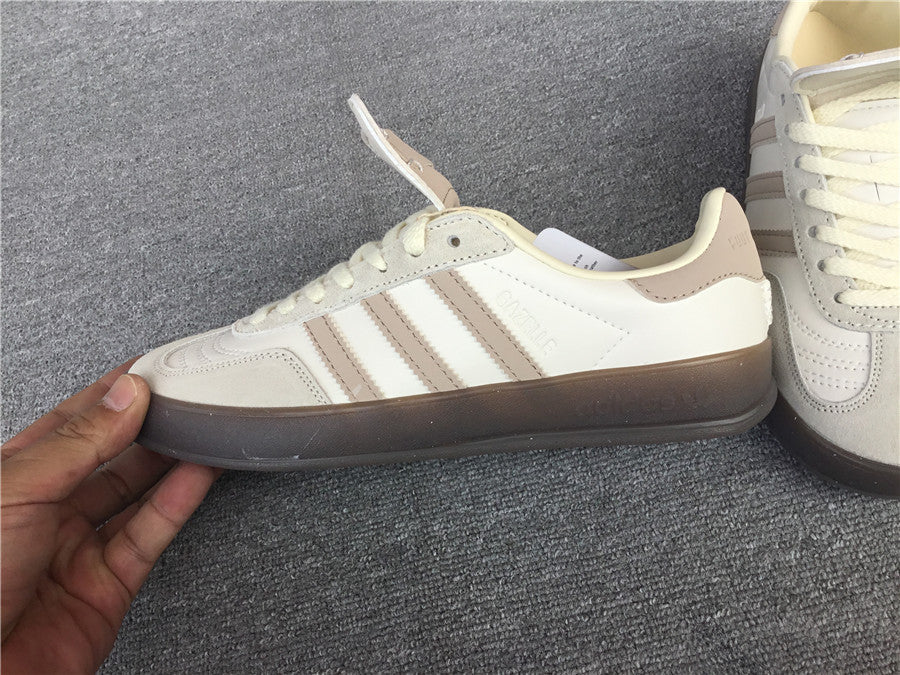 Adidas Gazelle Indoor Foot Industry Sand Strata