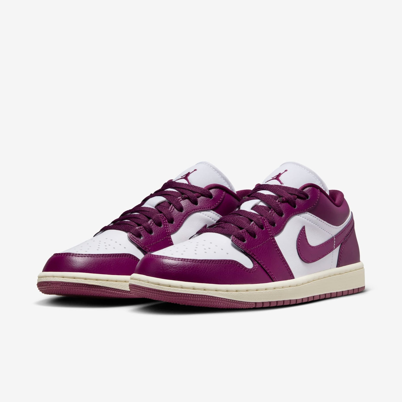 Nike Air Jordan 1 Low Bordeaux