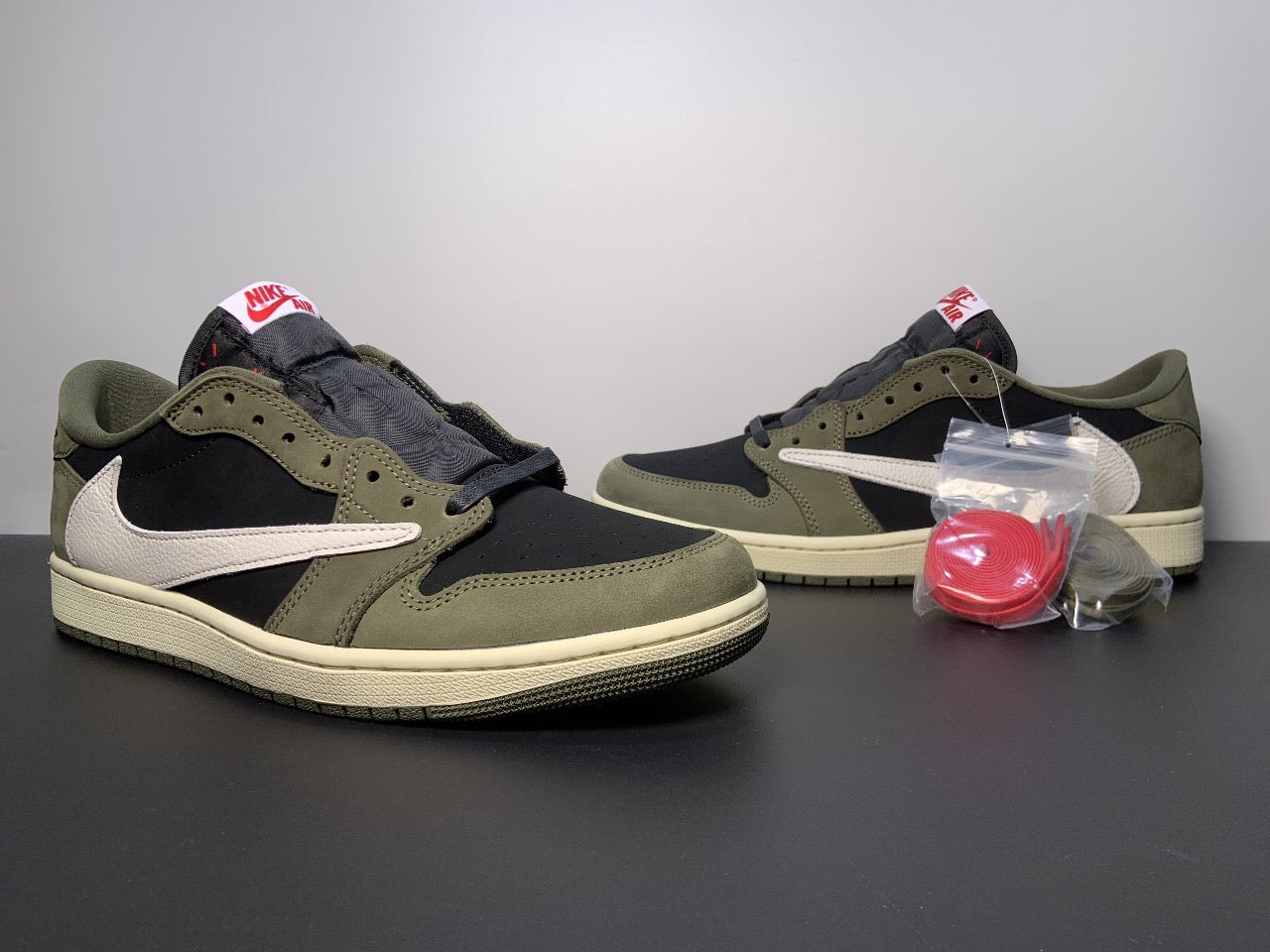 Travis Scott x Air Jordan 1 Low OG SP 'Black Olive'