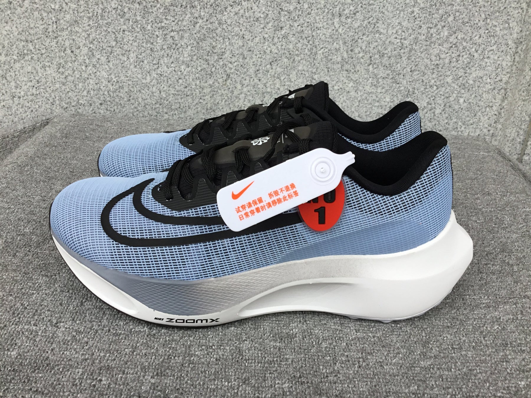 Tenis Nike Zoom Fly 5