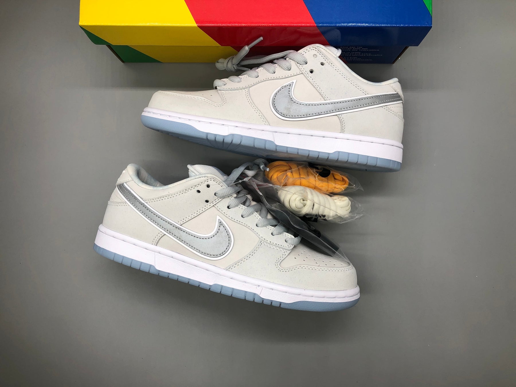 Nike Conecpts x SB Dunk Low White Lobster