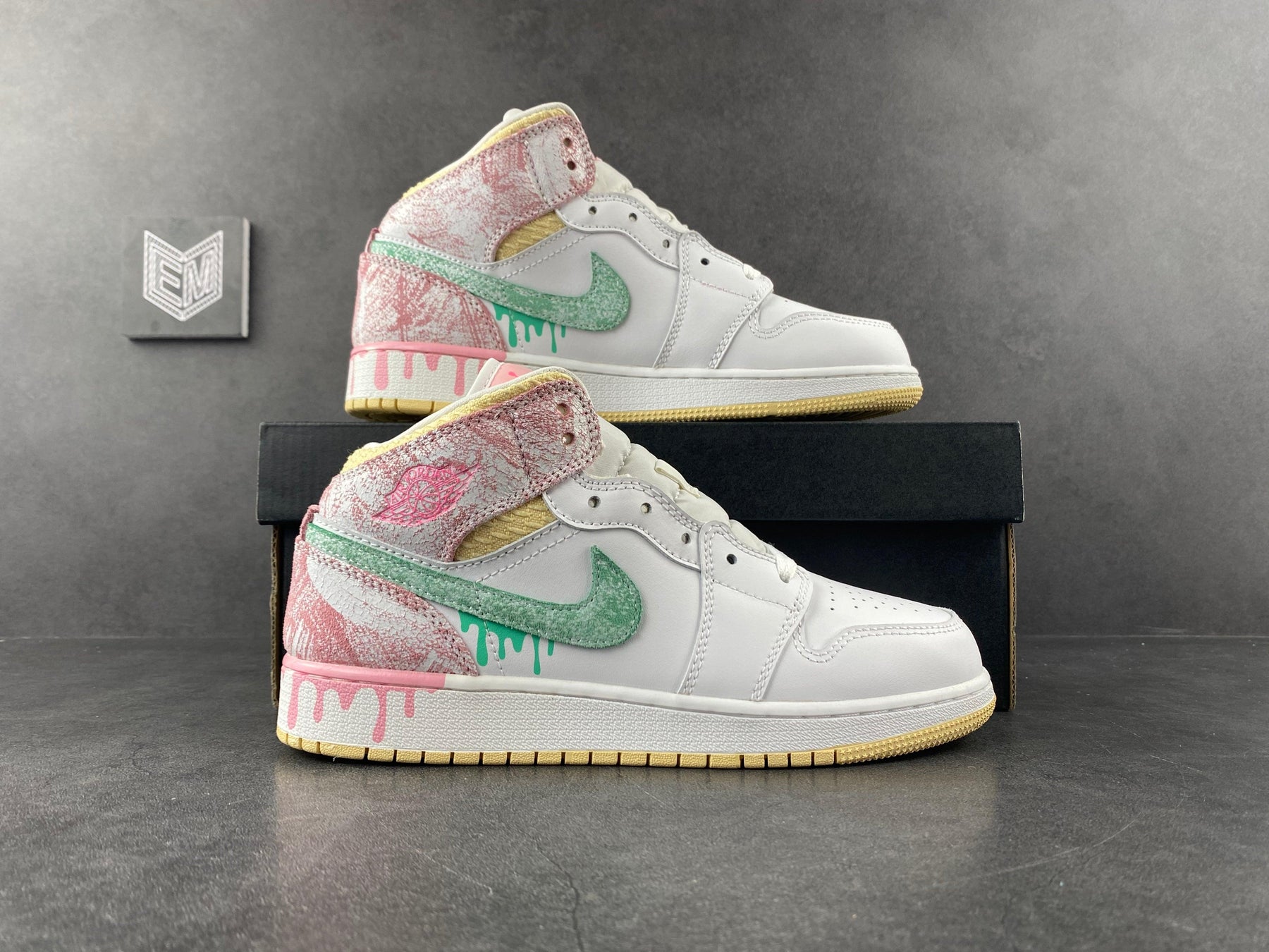 Nike Air Jordan 1 Mid Paint Drip (GS)