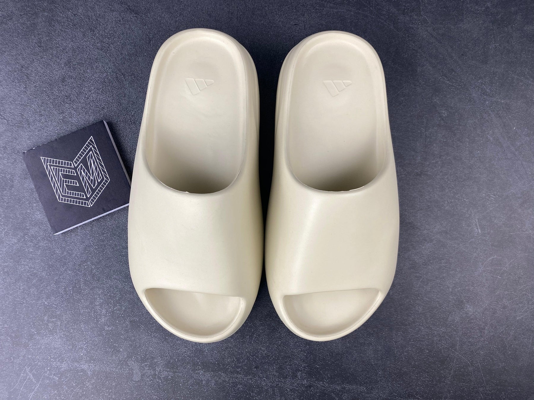 Adidas Yeezy Slide Bone