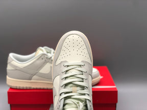 Nike Dunk Low Light Bone