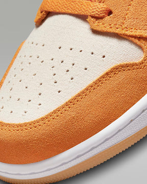 Nike Air Jordan 1 Low SE Light Curry