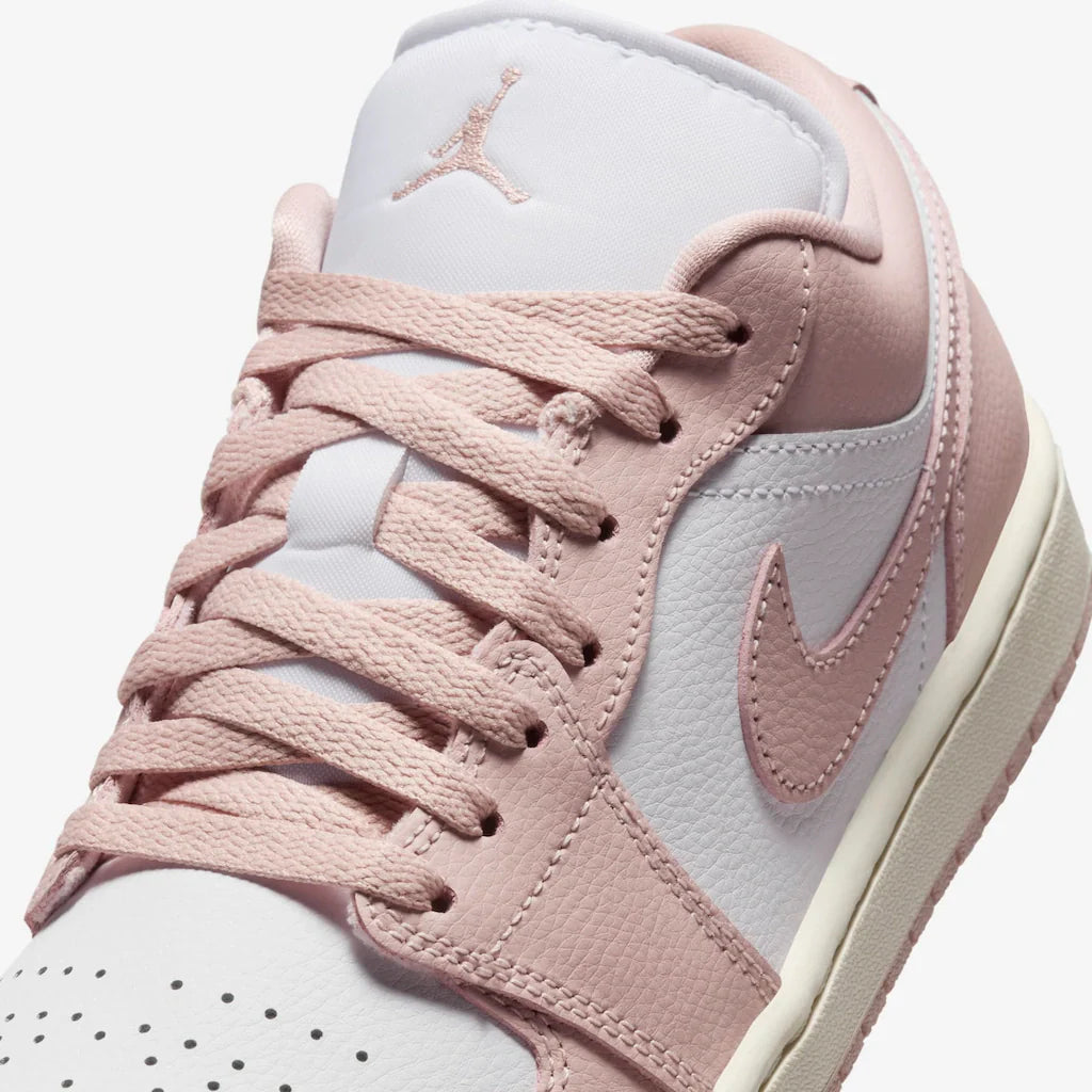 Air Jordan 1 Low "Pink Oxford"