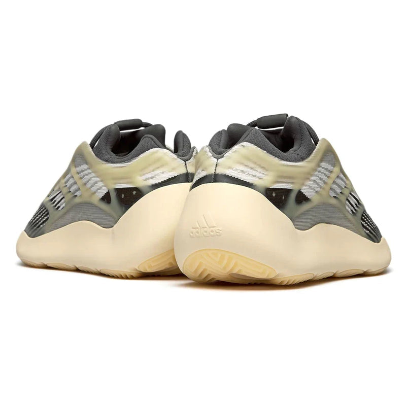 Adidas Yeezy Boost 700 V3 Fare Salt