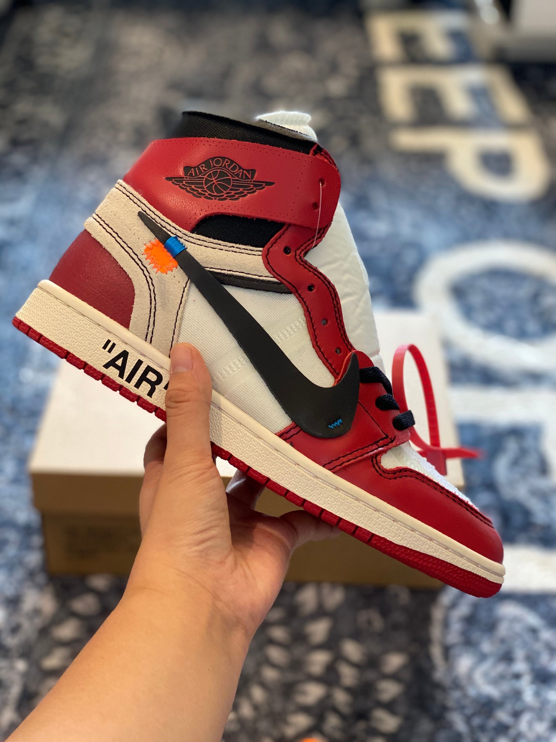 Nike Air Jordan 1 Low Off-White “Chicago”