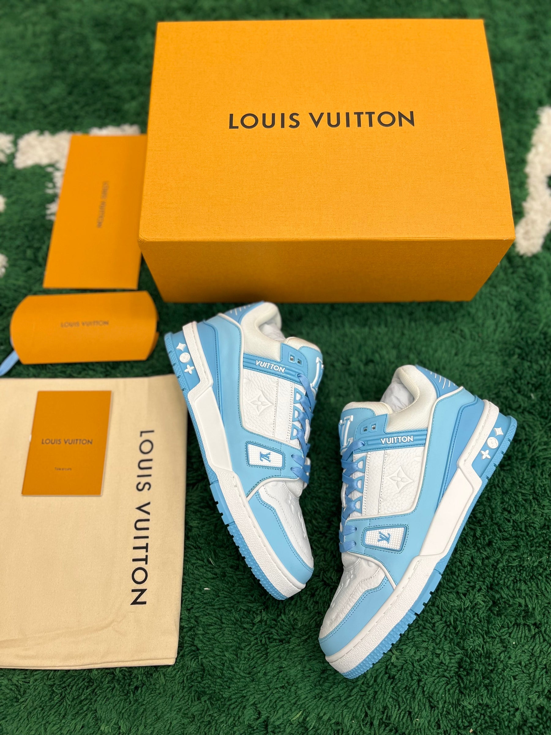 Louis Vuitton Trainer Blue Sky