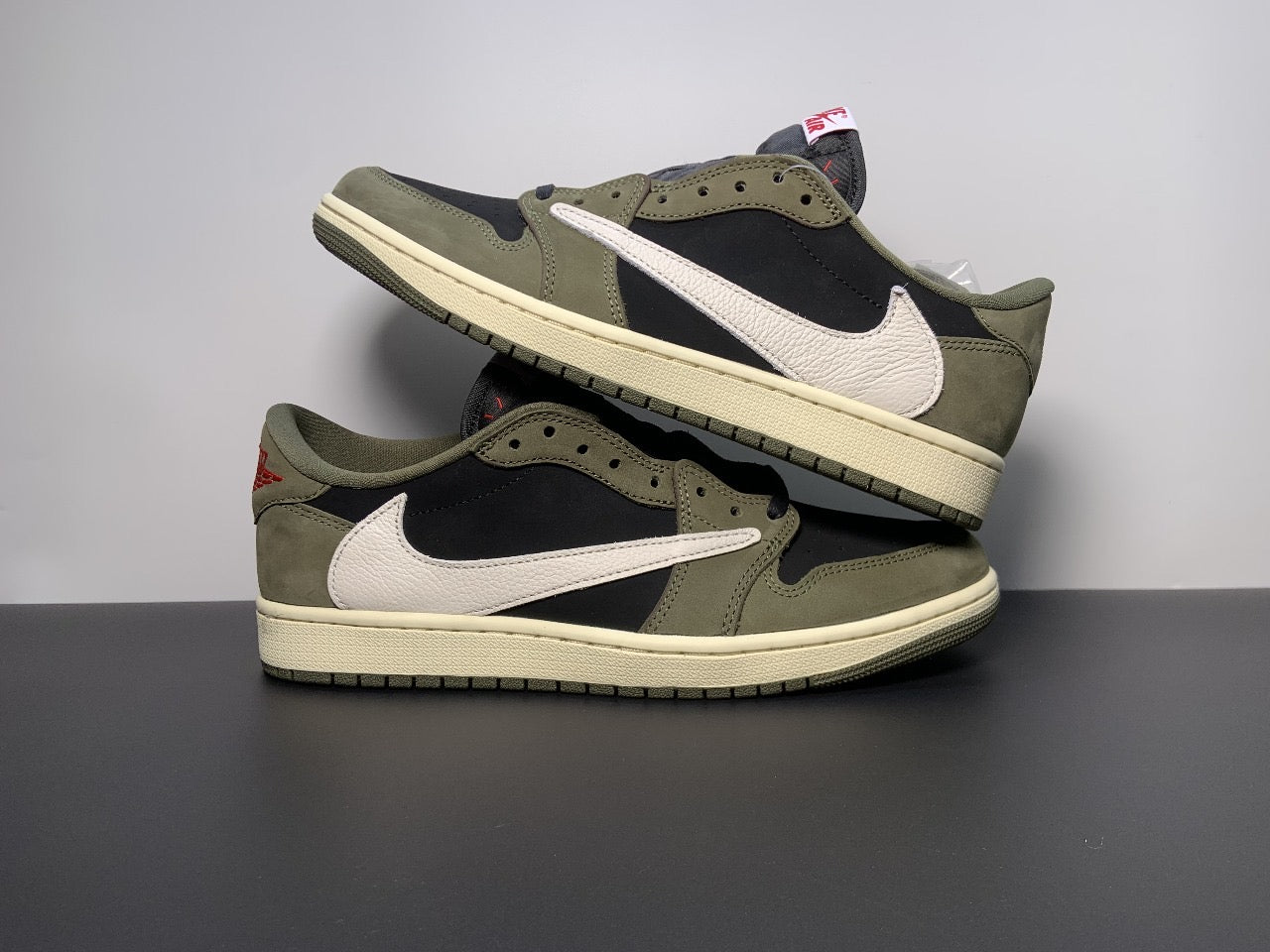 Travis Scott x Air Jordan 1 Low OG SP 'Black Olive'