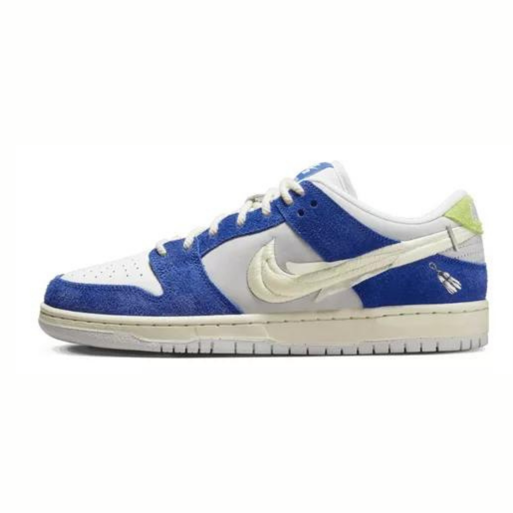 Nike SB Dunk Low Pro Fly Streetwear