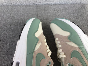 Tênis Nike Air Max 1 Daily Shoes, 'Mica Green