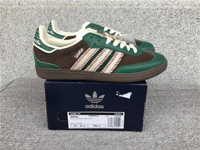 Tênis Adidas Samba OG x Notitle Brown