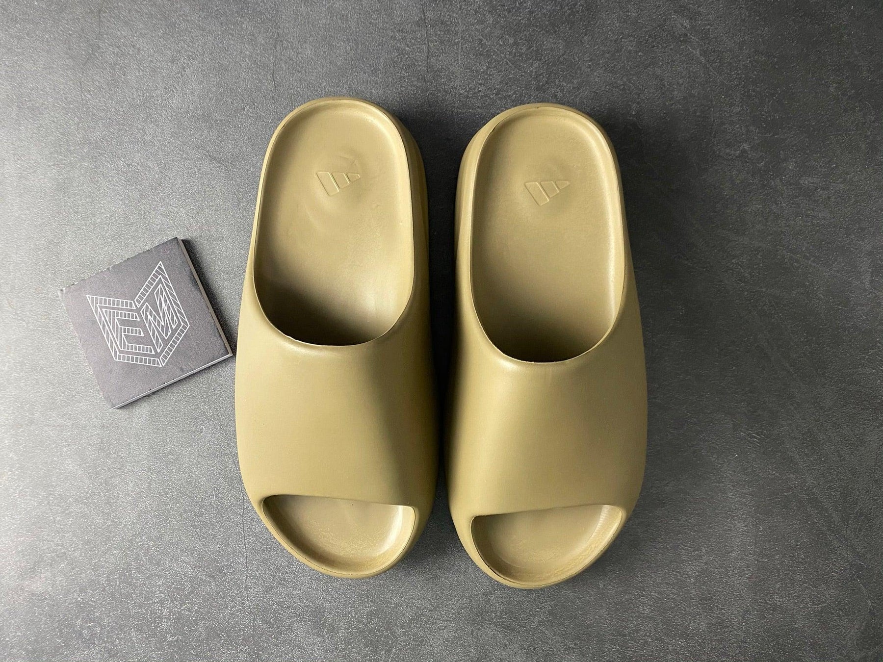 Adidas Yeezy Slide Earth Brown