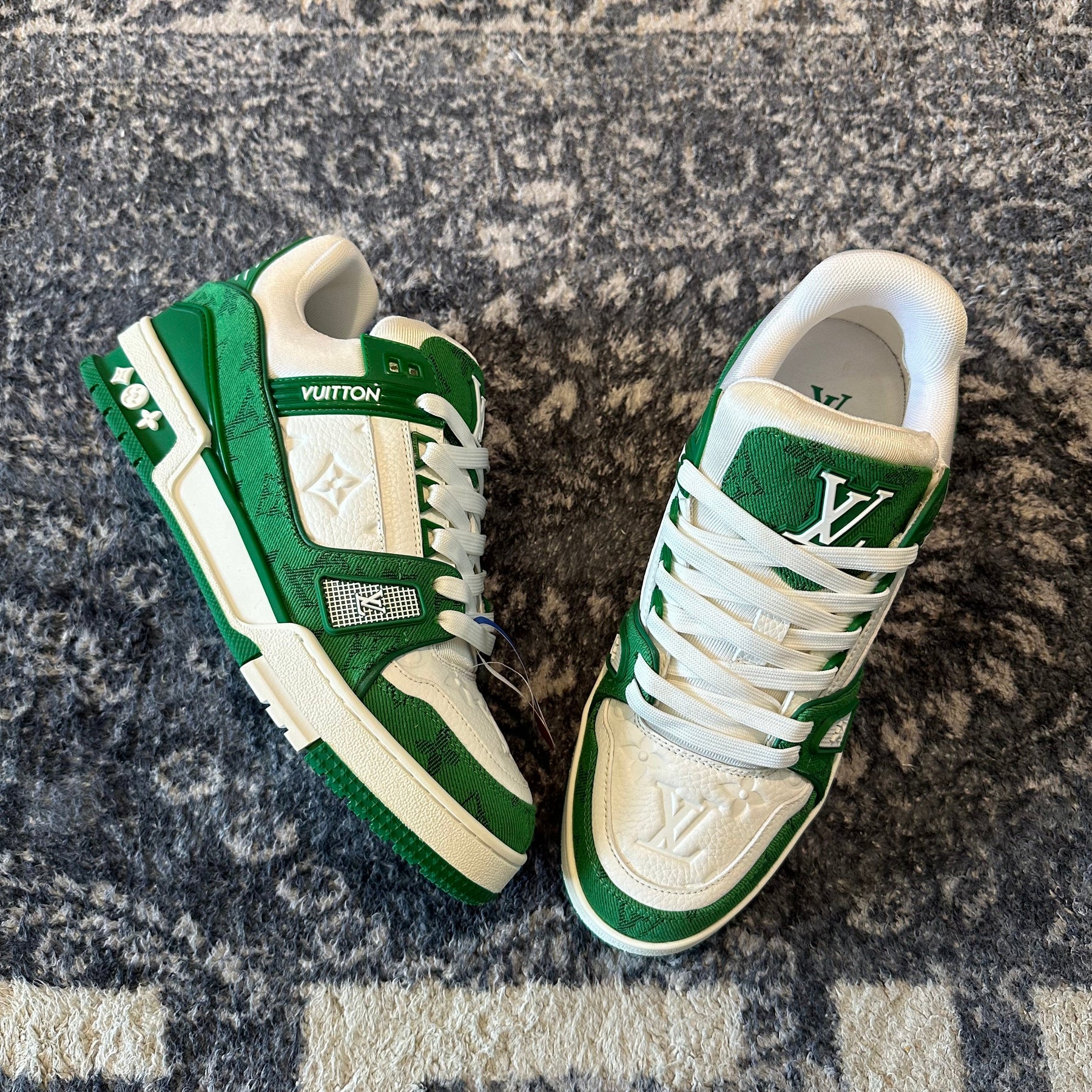 Louis Vuitton Trainer Green