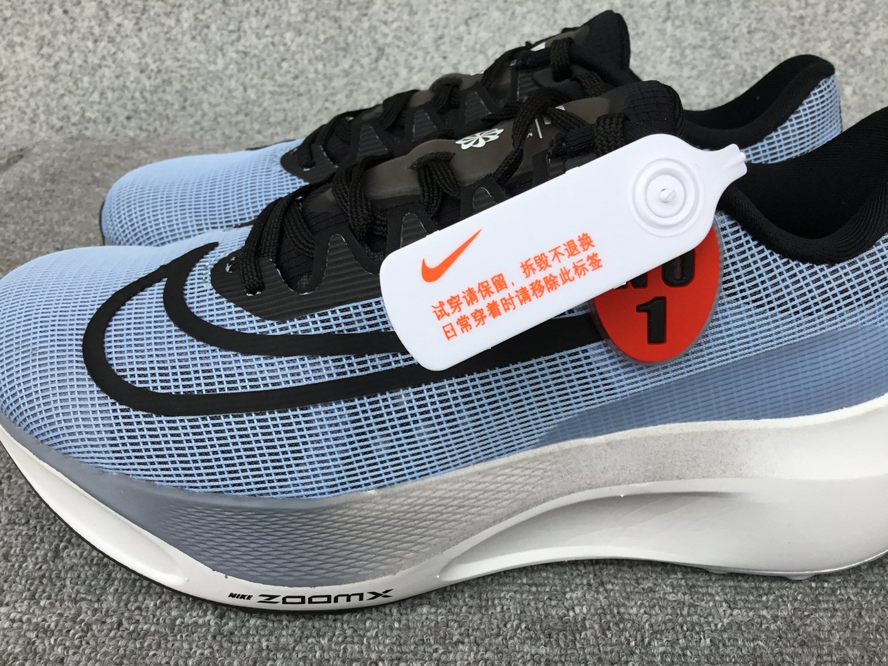 Tenis Nike Zoom Fly 5