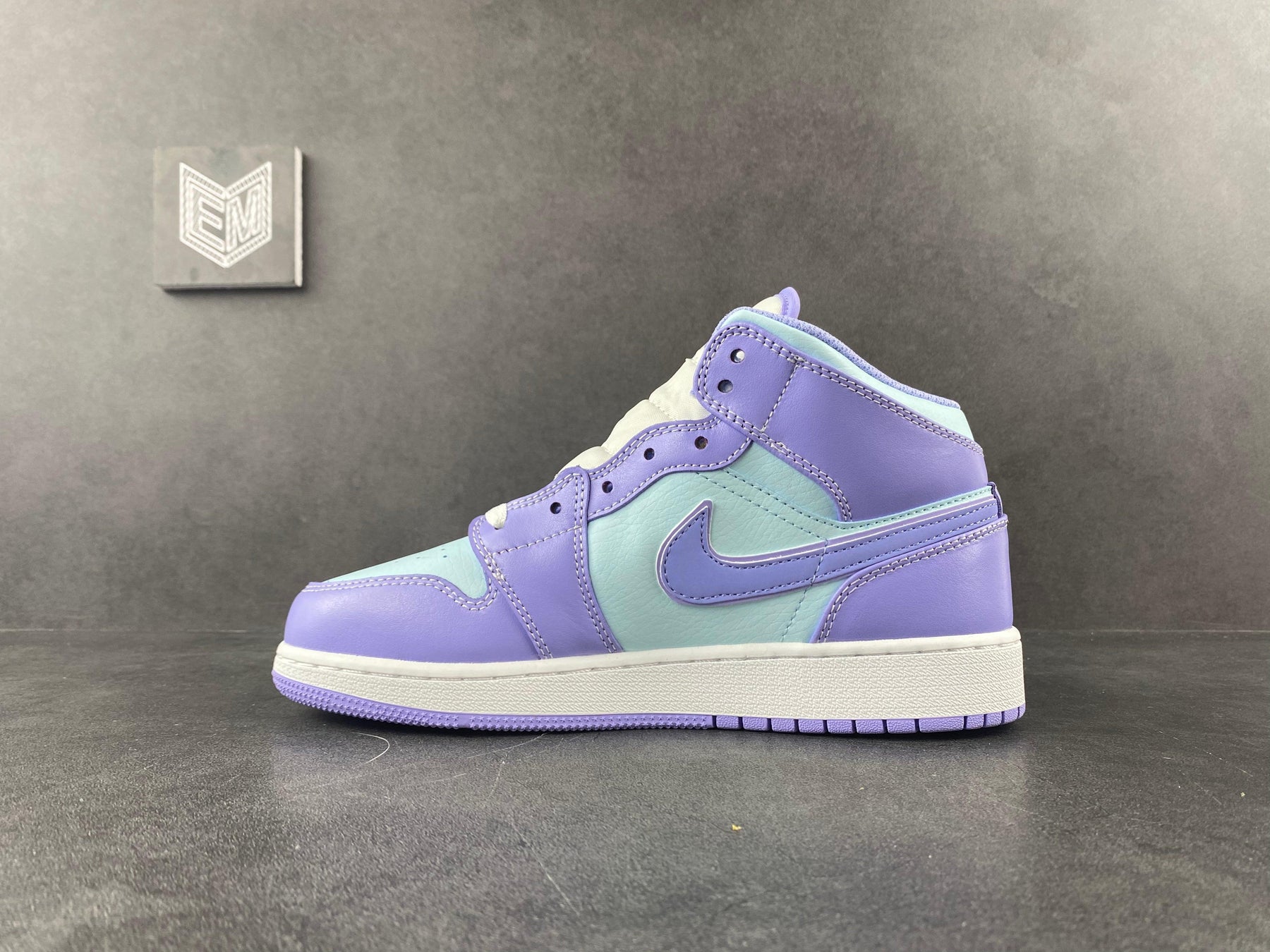 Nike Air Jordan 1 Mid Purple Aqua