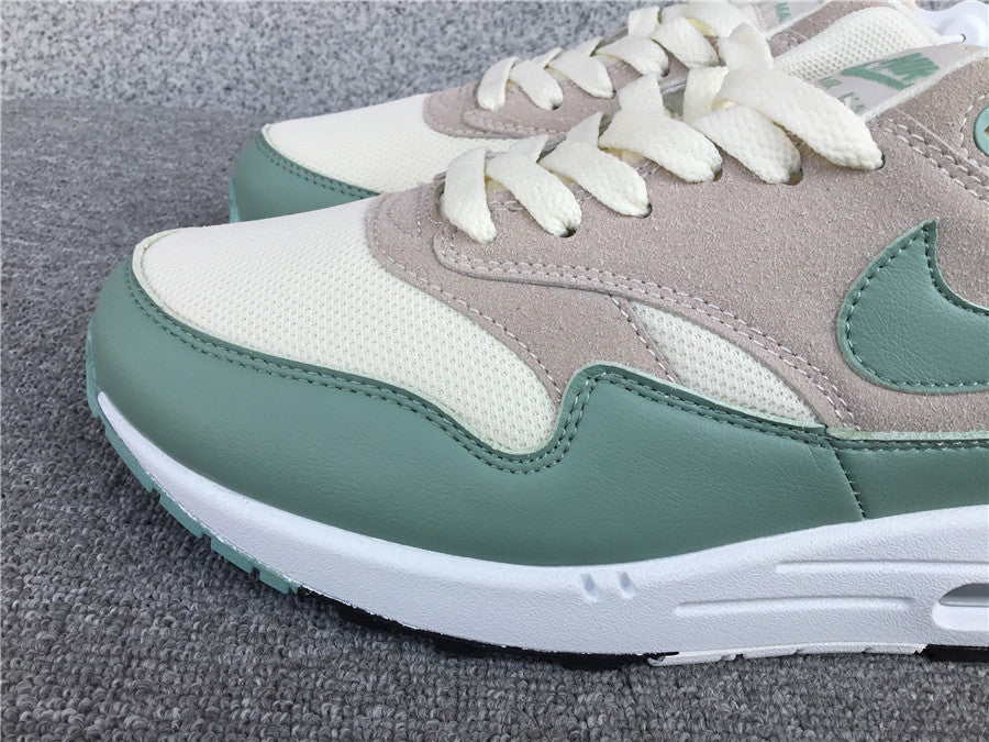 Tênis Nike Air Max 1 Daily Shoes, 'Mica Green