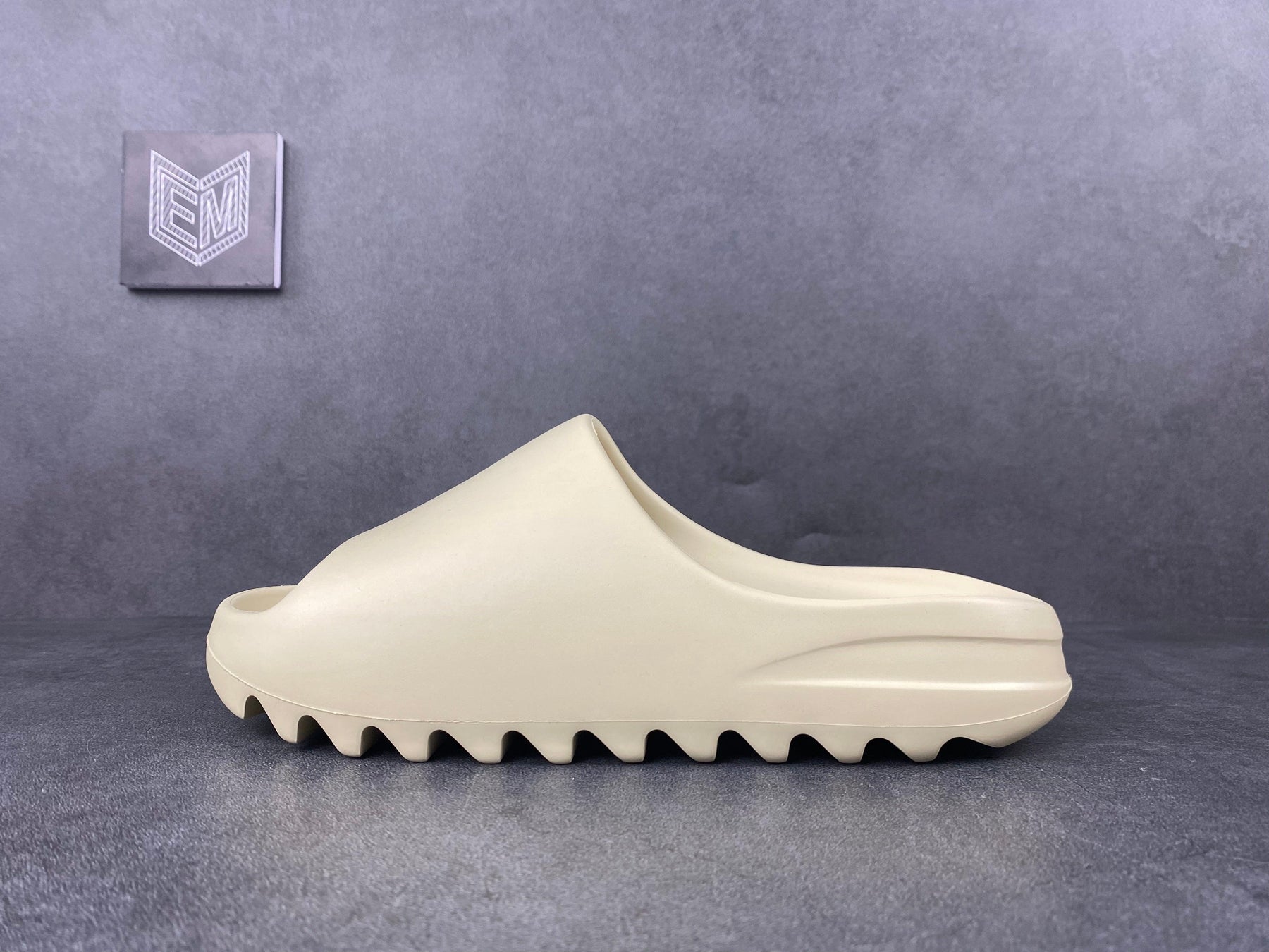 Adidas Yeezy Slide Bone