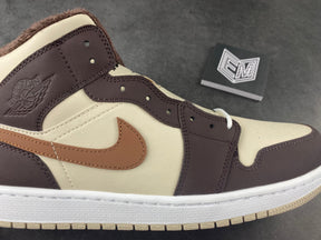 Nike Air Jordan 1 Mid SE Brown Basalt Oatmeal