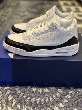 AIR JORDAN 3 RETRO SP X FRAGMENT DESIGN "WHITE"